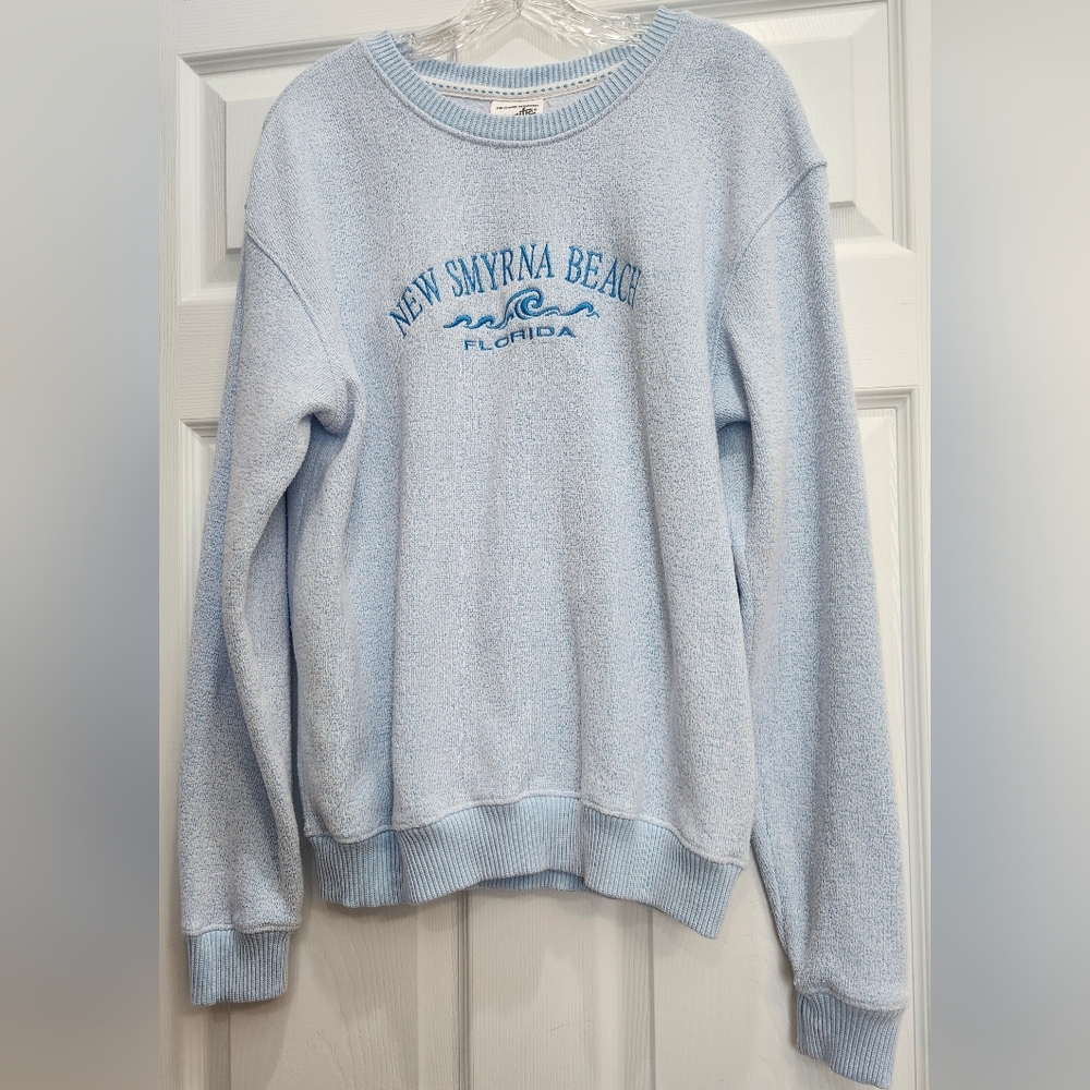 Pacific & Co NEW SMYRNA BEACH Embroidered Terry Textured Sweatshirt - Medium - Picture 2 of 7